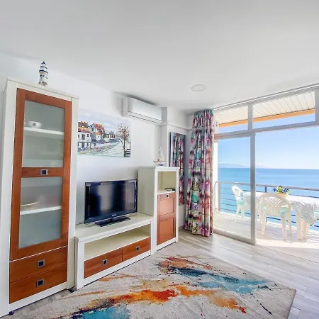 Lägenhet Vista Al Mar, Wifi, Terraza Y Piscina.