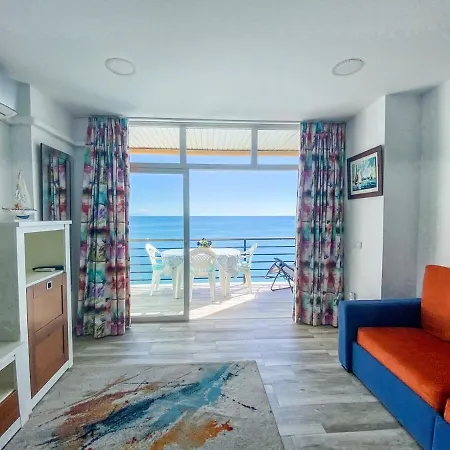 Vista Al Mar, Wifi, Terraza Y Piscina. Apartament Torremolinos