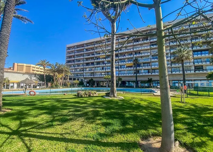 Apartamento Vista Al Mar, Wifi, Terraza Y Piscina. *